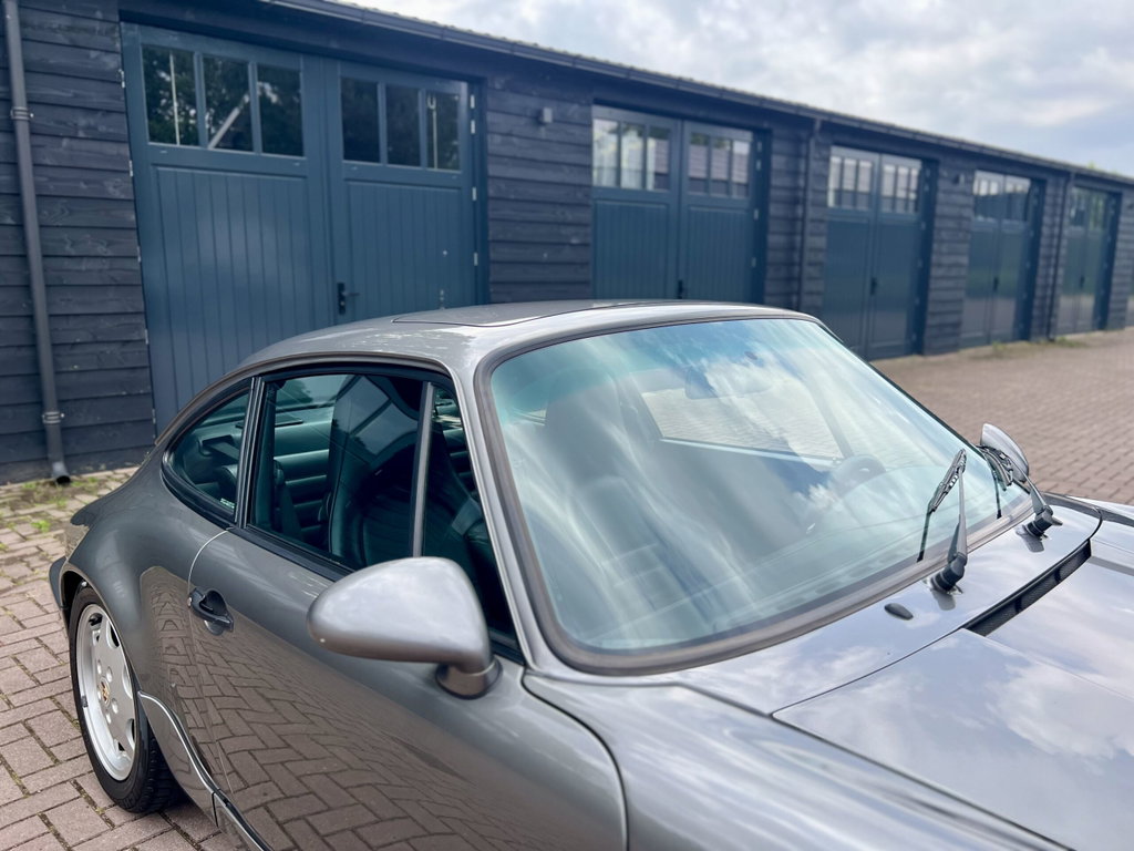 Porsche 964 Carrera 4