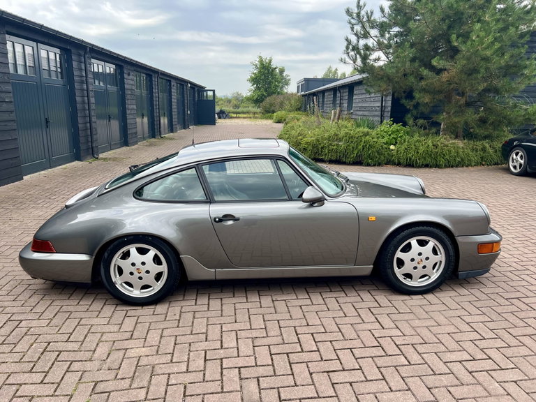 Porsche 964 Carrera 4
