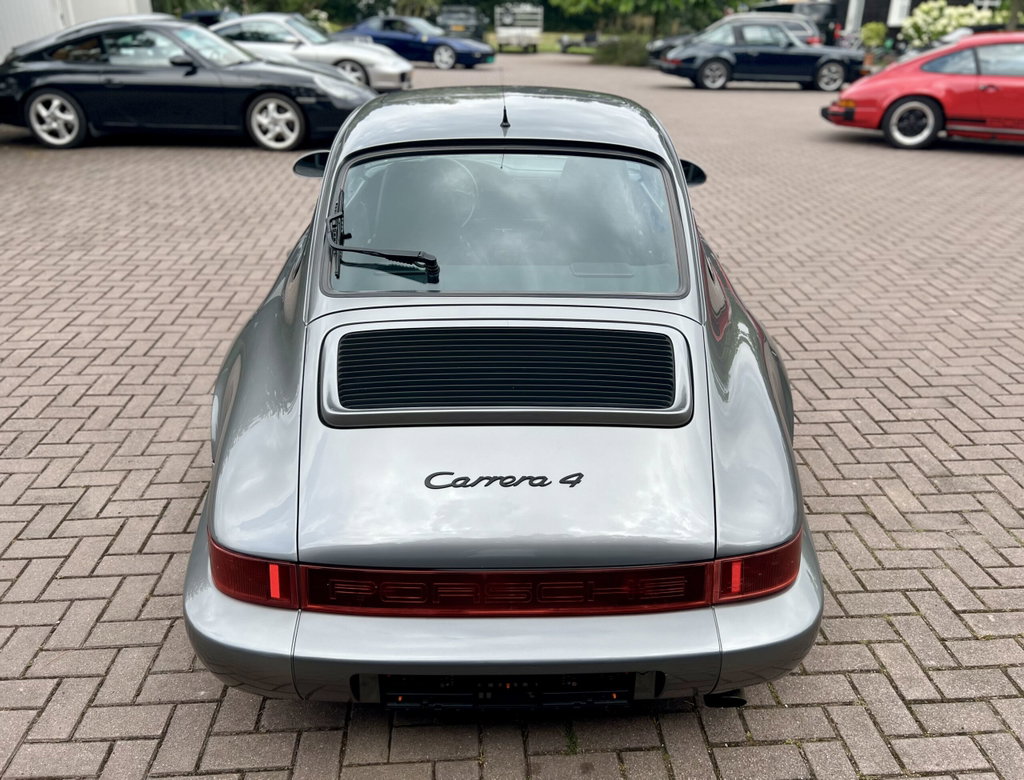 Porsche 964 Carrera 4