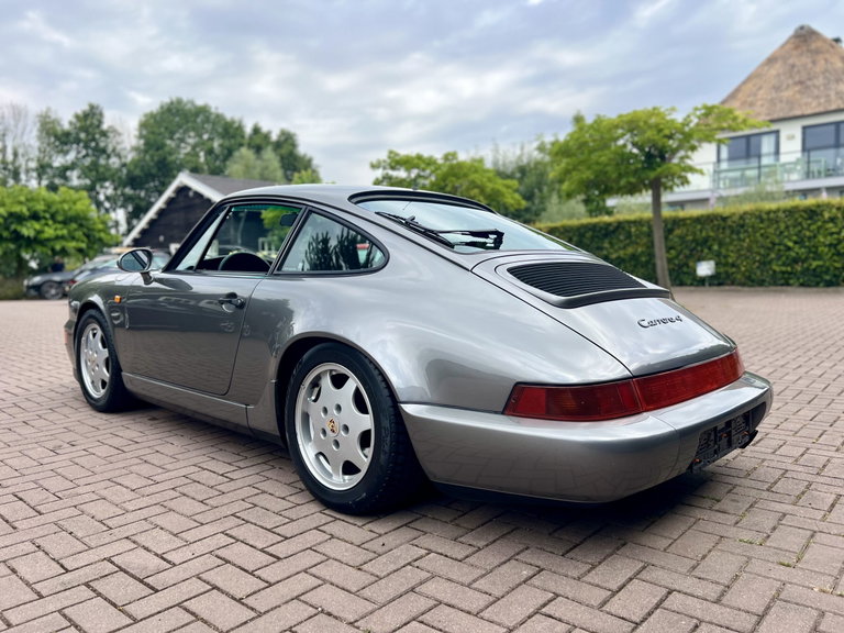 Porsche 964 Carrera 4