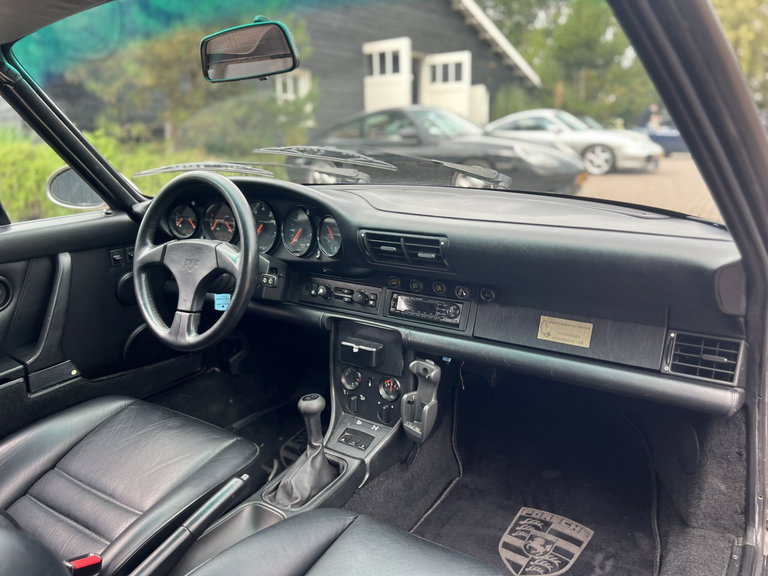 Porsche 964 Carrera 4