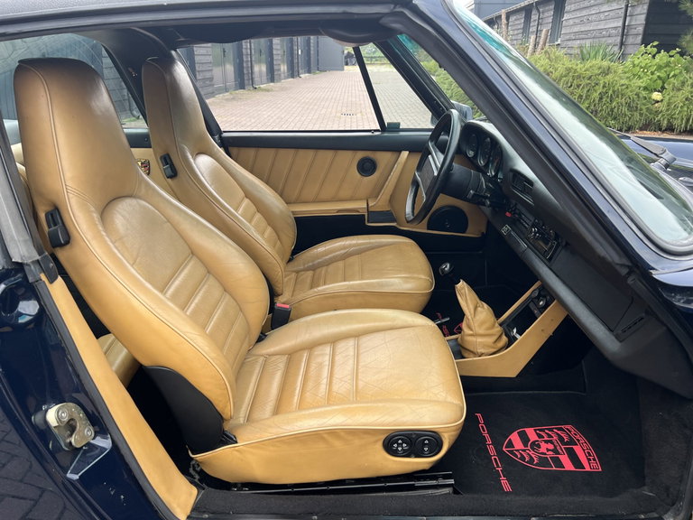 Porsche 911 Carrera 3.2 (US)