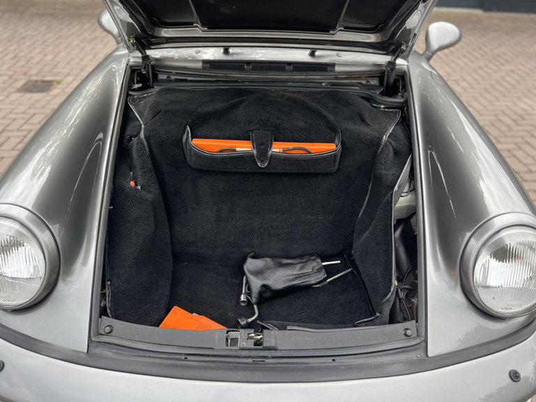 Porsche 964 Carrera 4