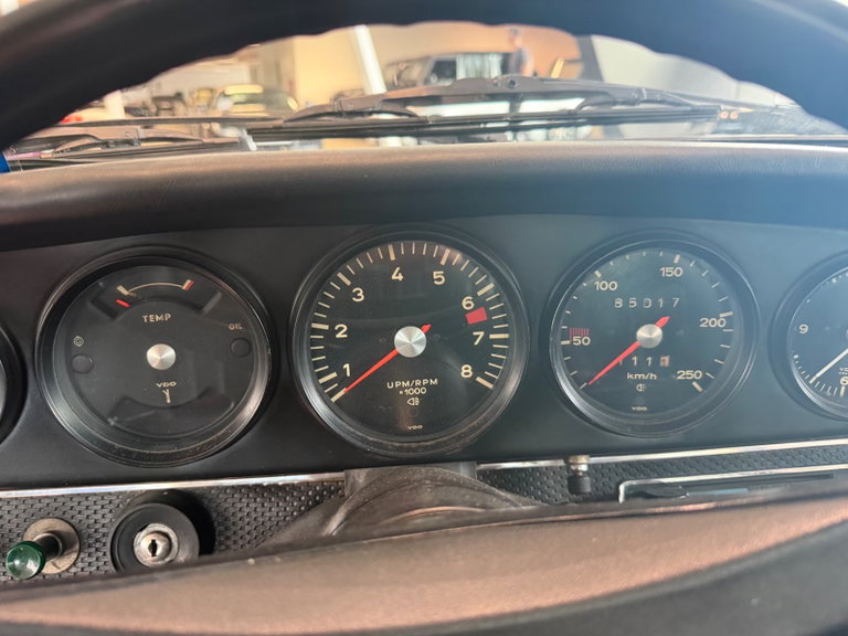 Porsche 911 T