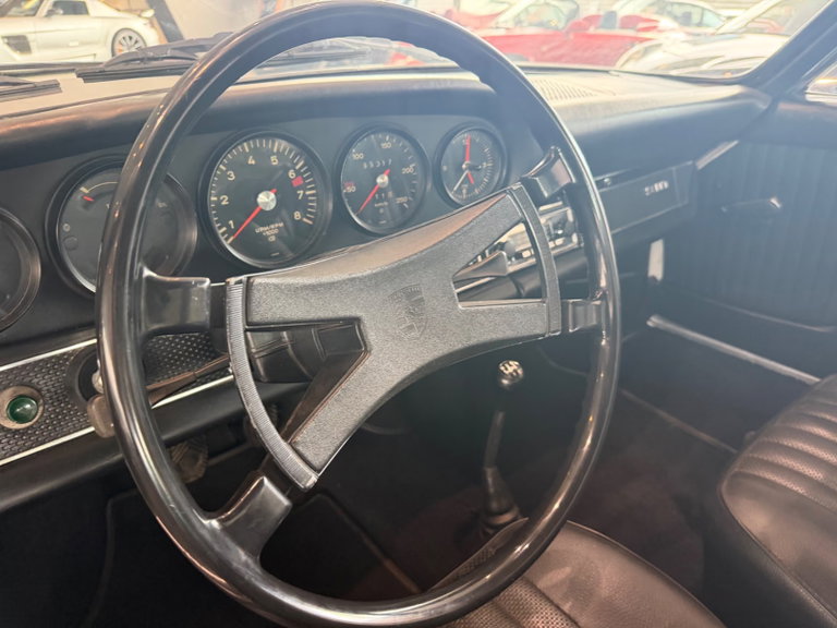 Porsche 911 T