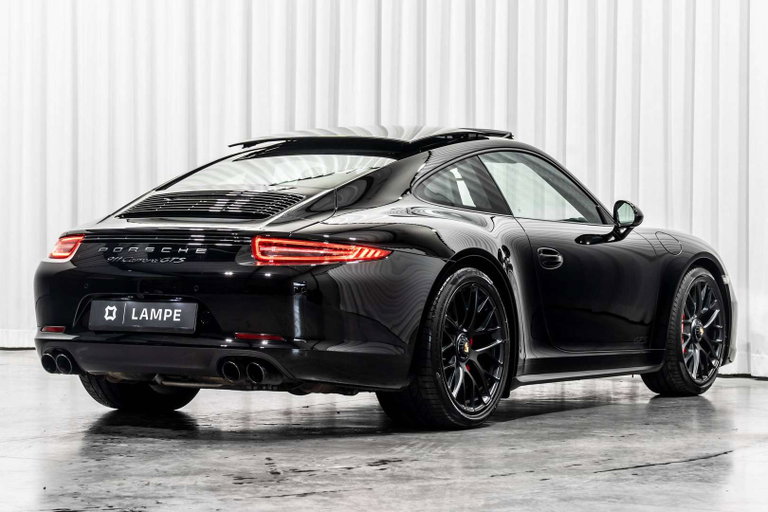 Porsche 991 Carrera GTS
