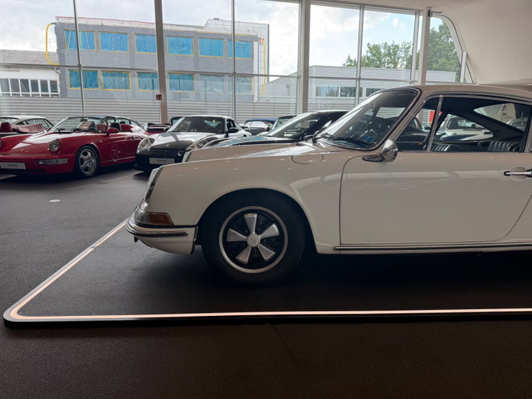 Porsche 911 T