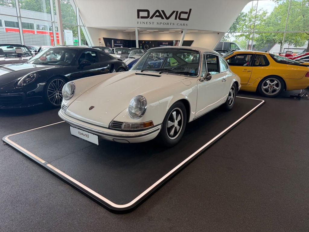 Porsche 911 T