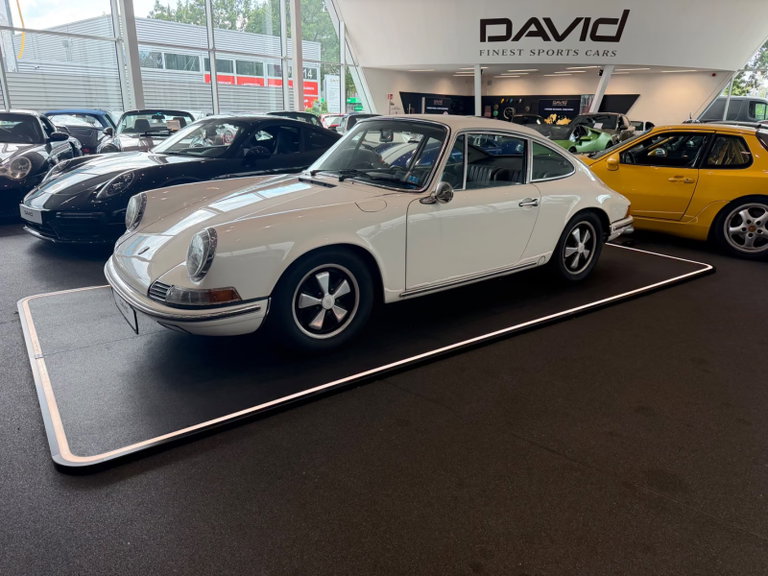 Porsche 911 T