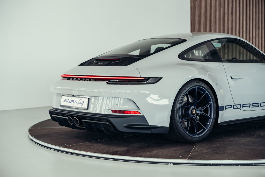 Porsche 992 GT3 Touring