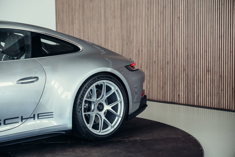 Porsche 911 S/T