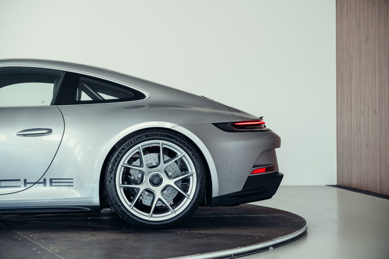 Porsche 911 S/T