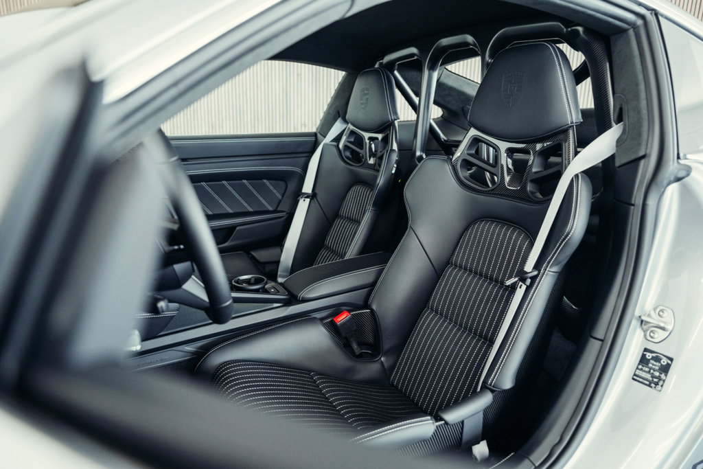 Porsche 911 S/T