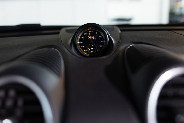 Porsche 718 Cayman GT4