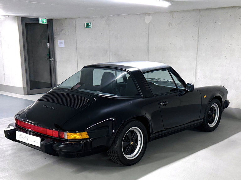 Porsche 911 Carrera 3.2