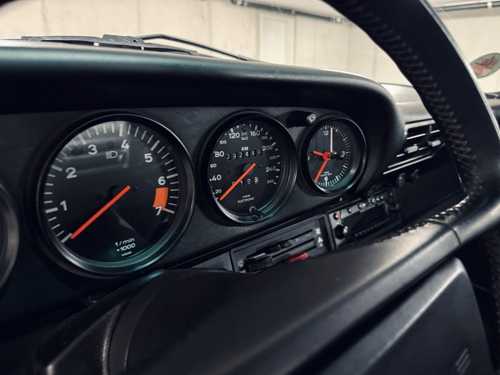 Porsche 911 Carrera 3.2