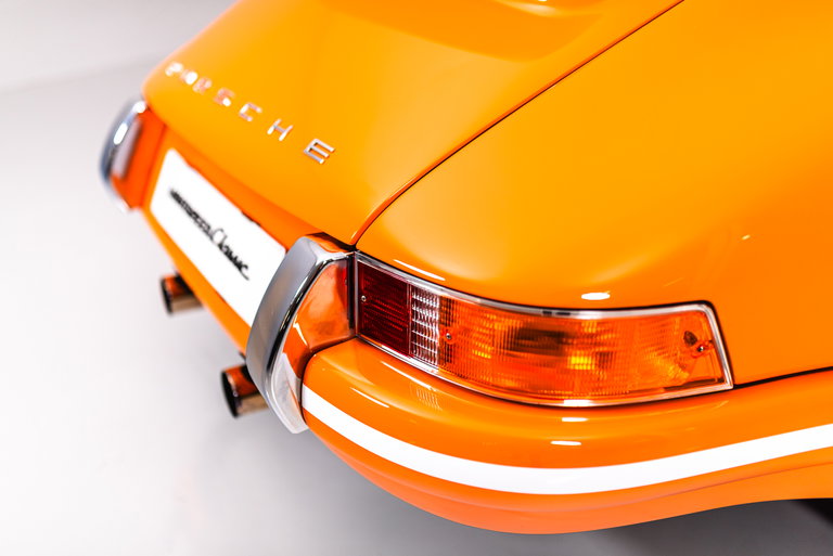 Porsche 911 Backdate