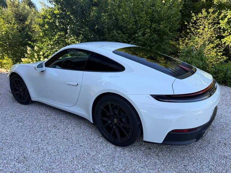 Porsche 992.2 Carrera