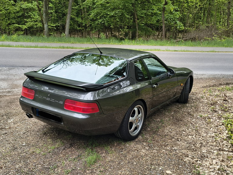 Porsche 968