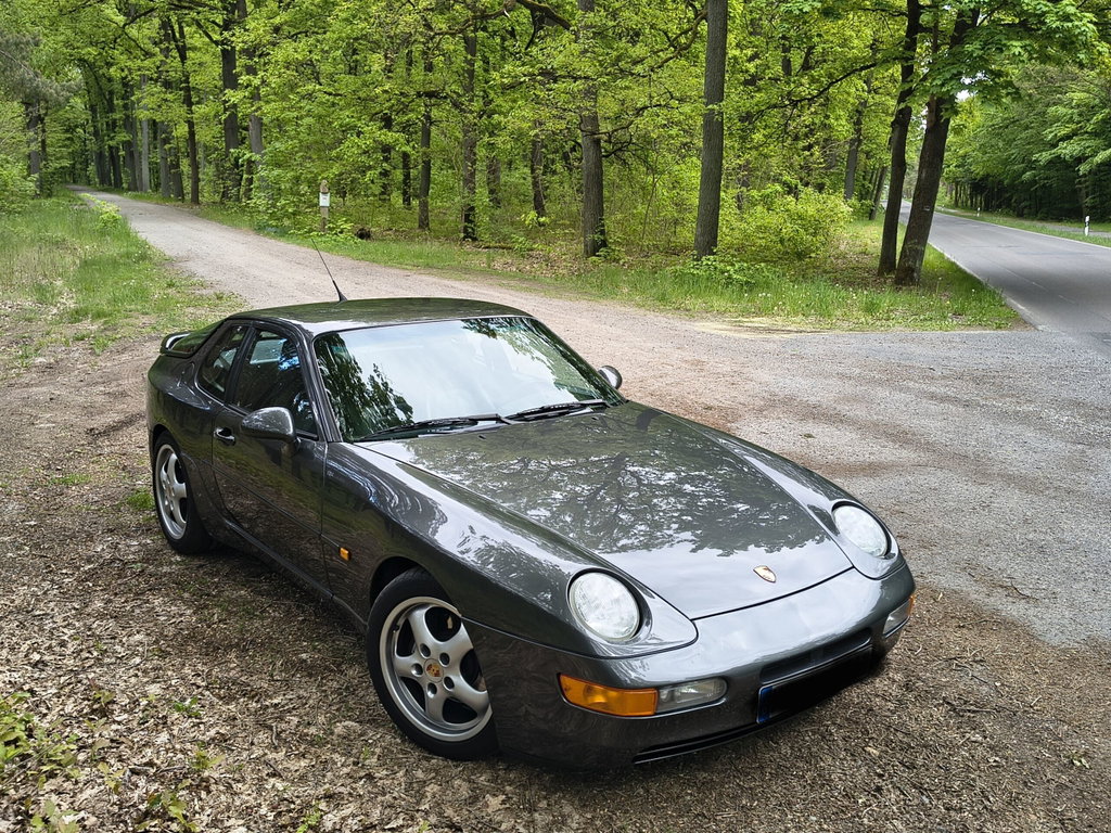 Porsche 968