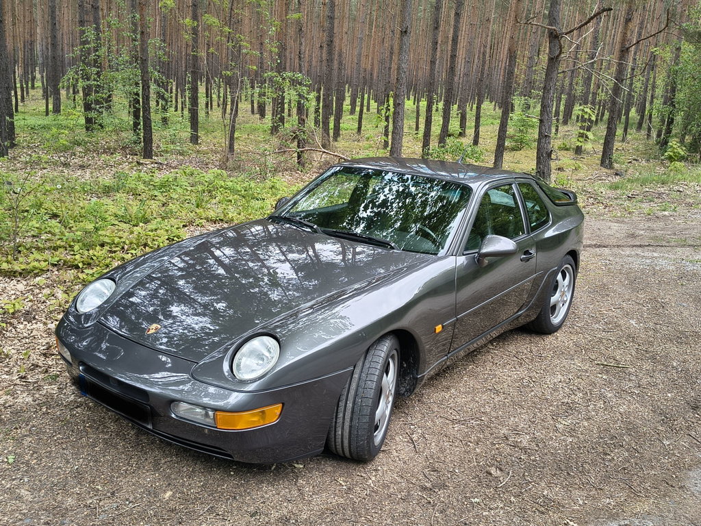 Porsche 968