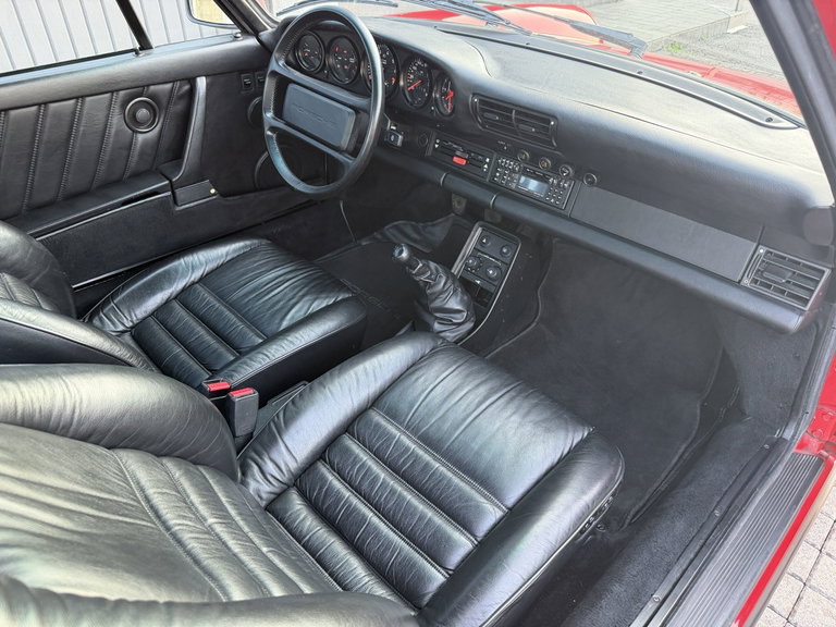 Porsche 911 Turbo 3.3