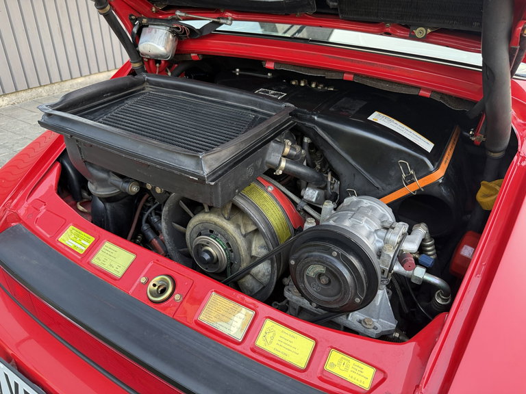 Porsche 911 Turbo 3.3