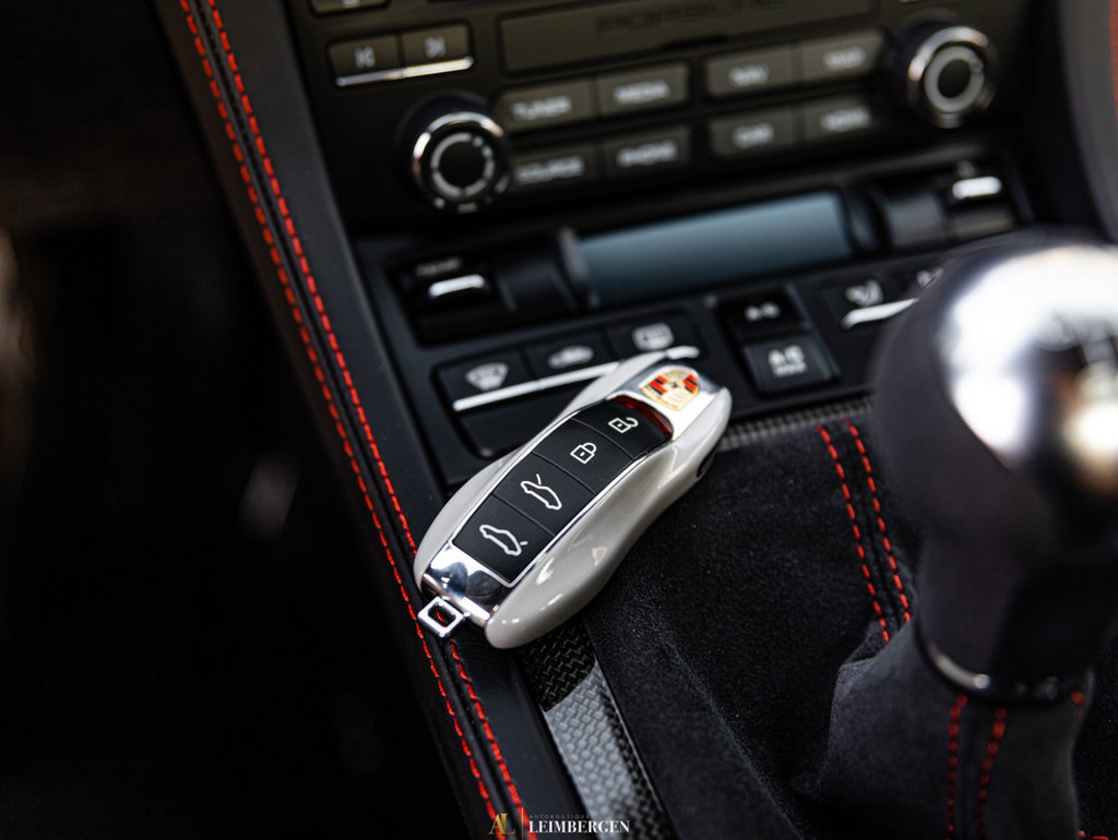 Porsche 718 Cayman GT4
