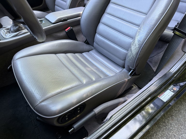 Porsche 944 Turbo Cabriolet