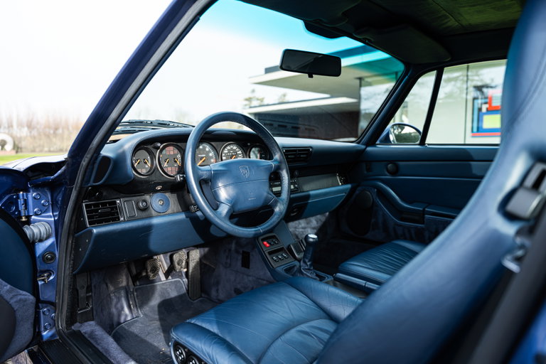 Porsche 993 Carrera 4S