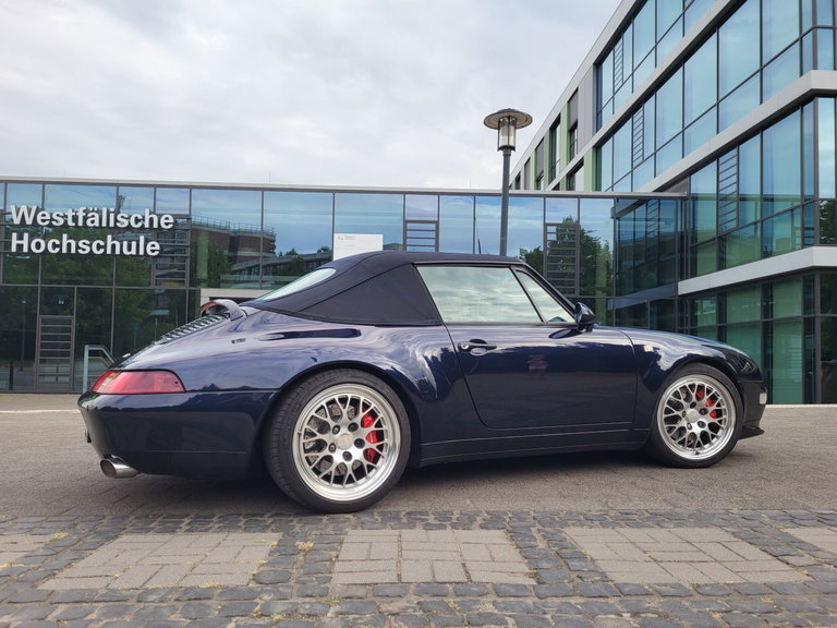Porsche 993 Carrera 4