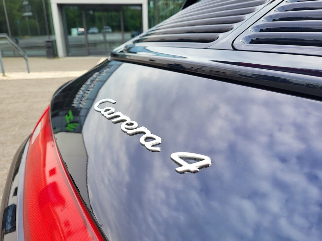 Porsche 993 Carrera 4