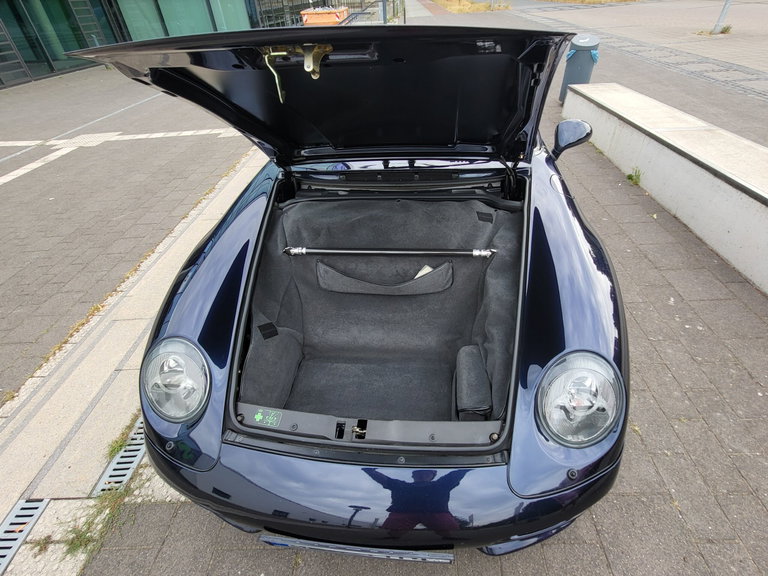Porsche 993 Carrera 4