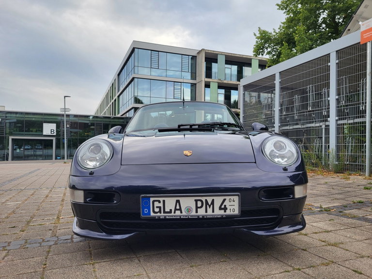 Porsche 993 Carrera 4