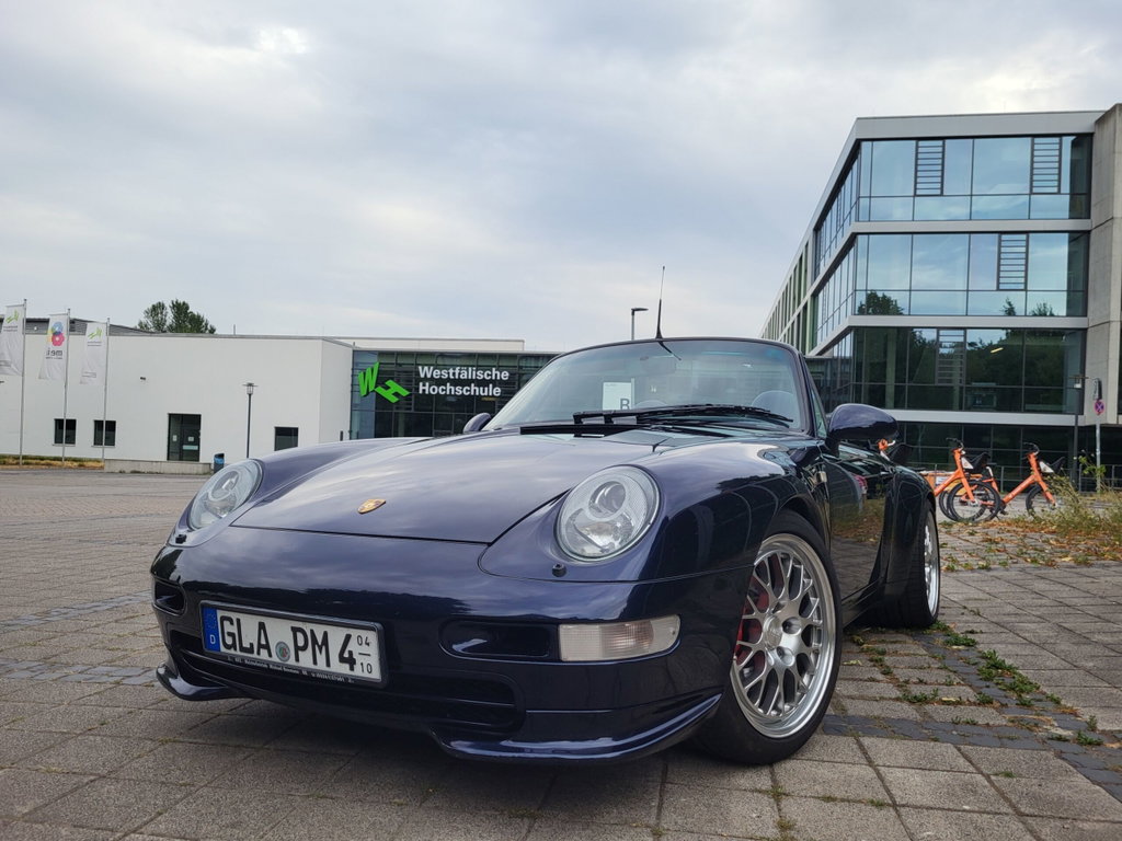 Porsche 993 Carrera 4