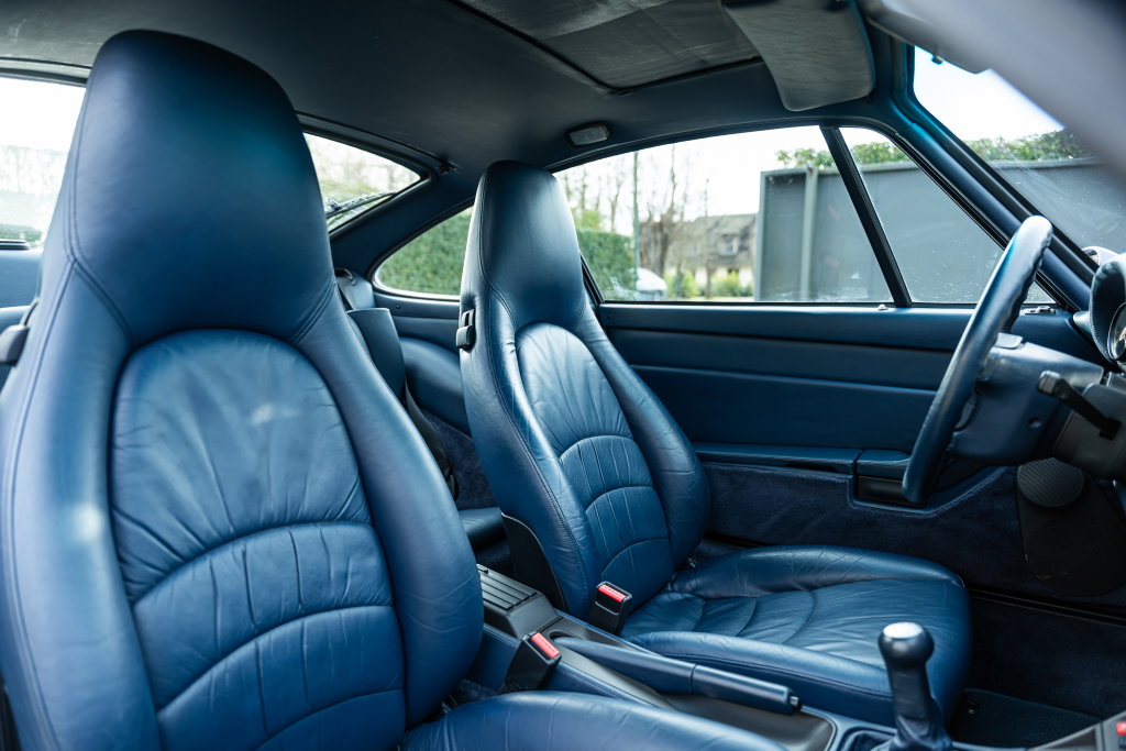 Porsche 993 Carrera 4S