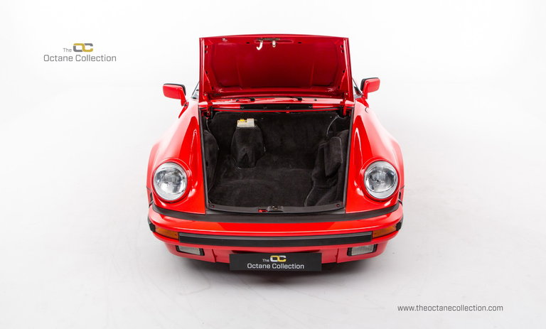 Porsche 911 Carrera 3.2 Speedster