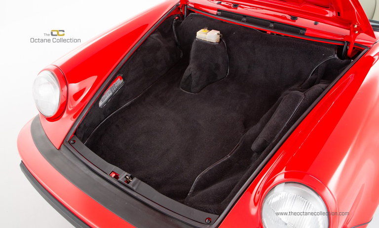Porsche 911 Carrera 3.2 Speedster
