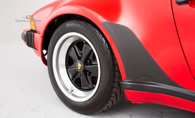 Porsche 911 Carrera 3.2 Speedster