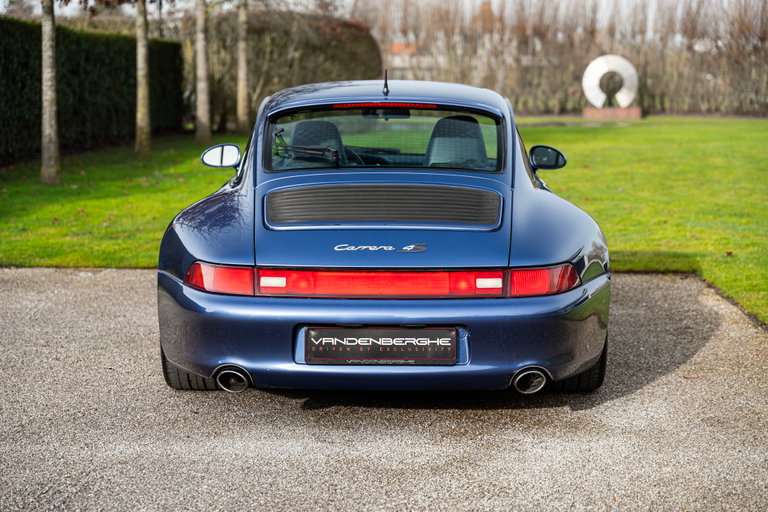 Porsche 993 Carrera 4S