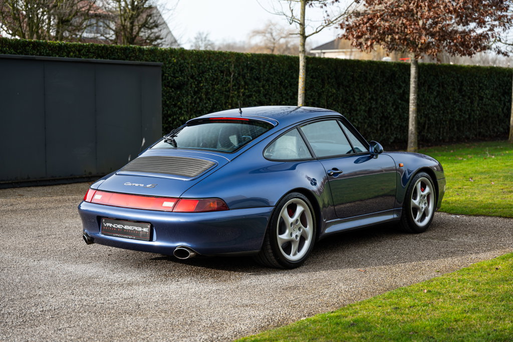 Porsche 993 Carrera 4S