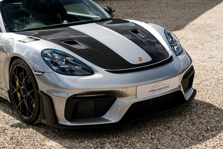 Porsche 718 Spyder RS