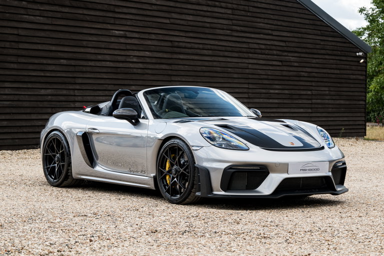 Porsche 718 Spyder RS