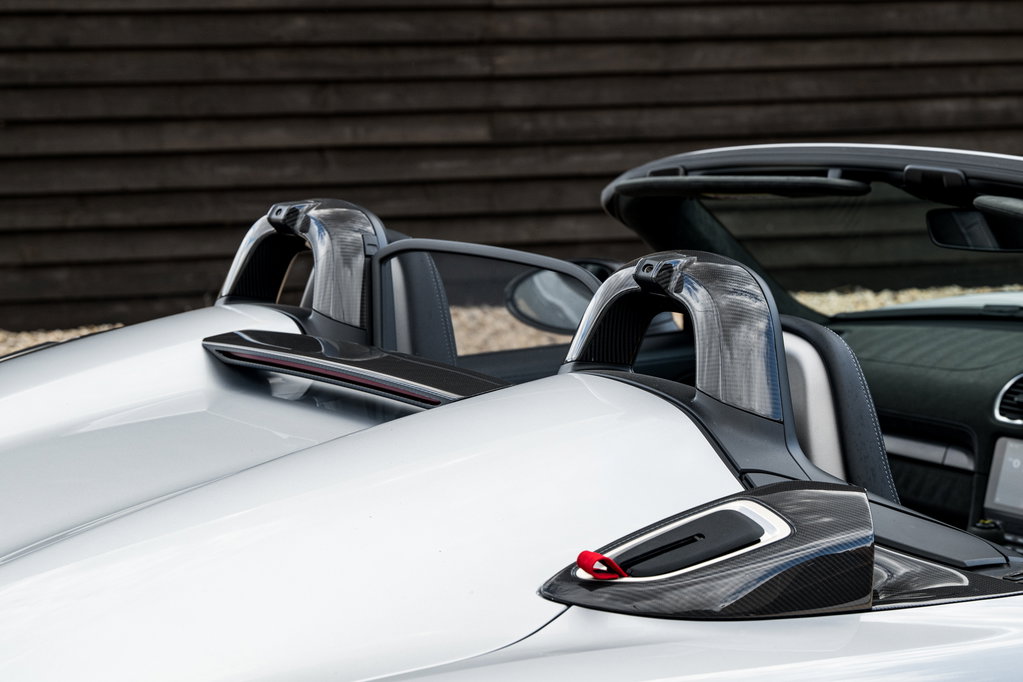 Porsche 718 Spyder RS