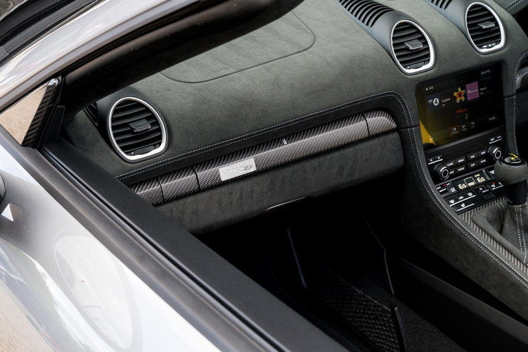 Porsche 718 Spyder RS