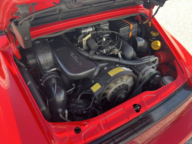 Porsche 964 Carrera 4