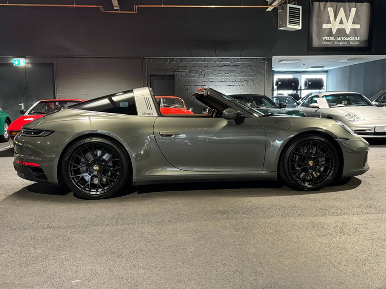 Porsche 992 Targa 4 GTS
