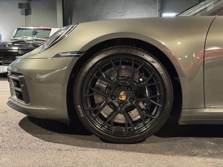 Porsche 992 Targa 4 GTS