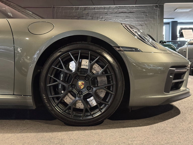 Porsche 992 Targa 4 GTS