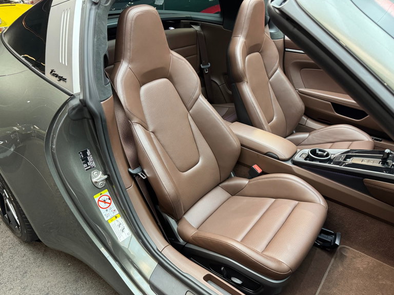 Porsche 992 Targa 4 GTS